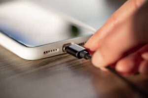 Why Won’t My Phone Charge Even With a Brand New Cable? 